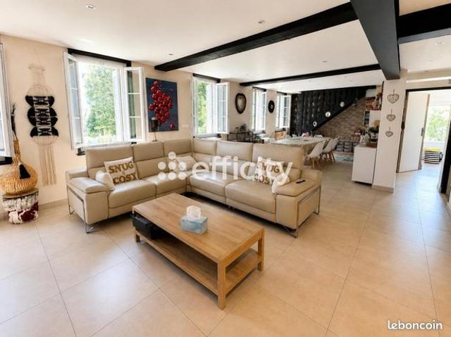 Maison 7 pièces 171 m²