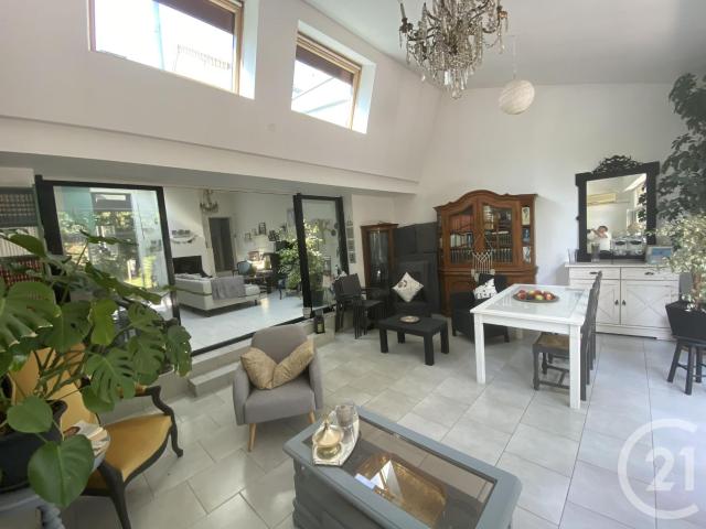 Maison 7 pièces 173 m²