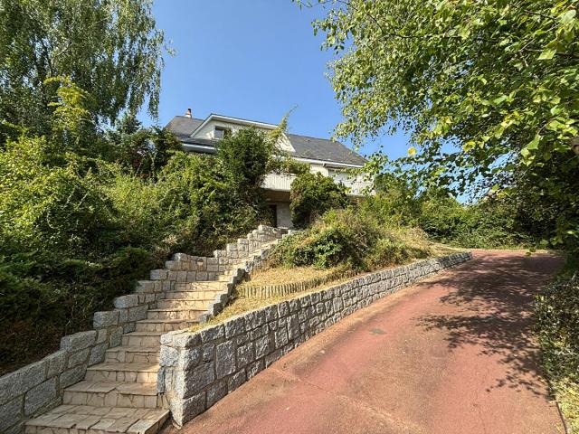 Maison 7 pièces 184 m²