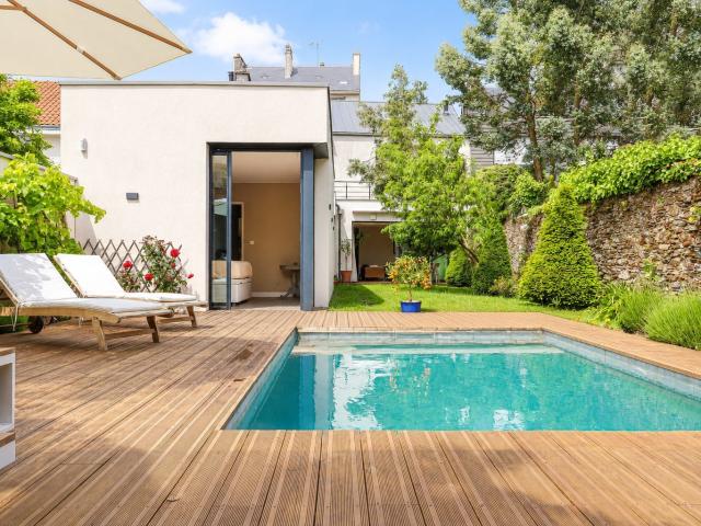 Maison 7 pièces 184 m²