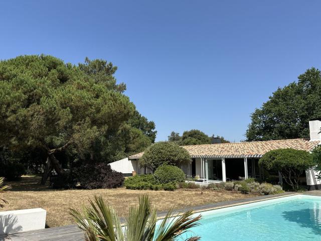 Maison 7 pièces 184 m²