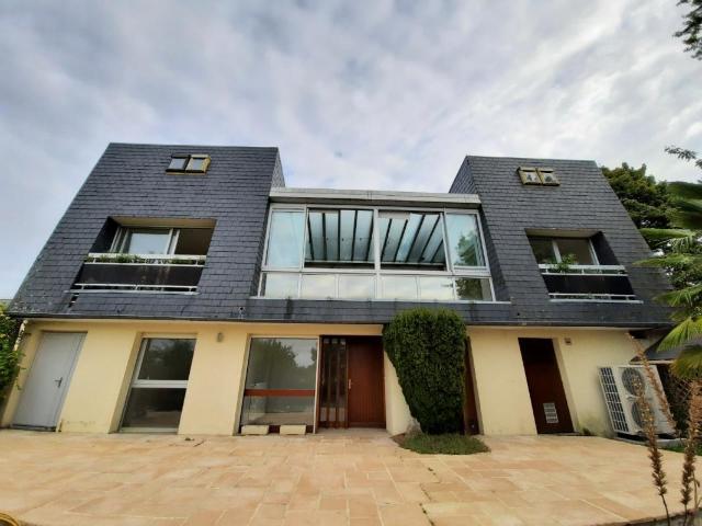 Maison 7 pièces 184 m²