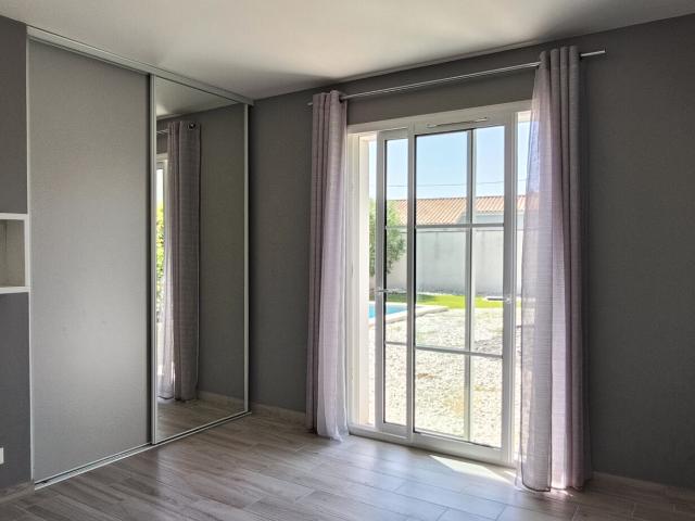 Maison 7 pièces, 184 m² à louer à Montussan 33450