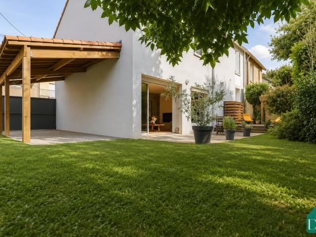 Maison 7 pièces 185 m²