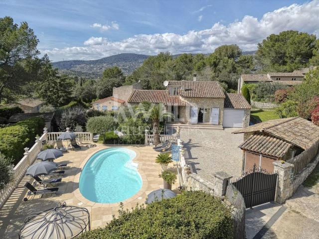 Maison 7 pièces 185 m²