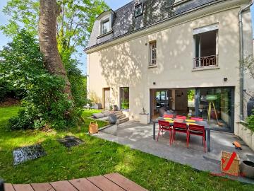 Maison 7 pièces 192 m²