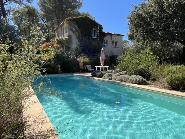 Maison 7 pièces 185 m²