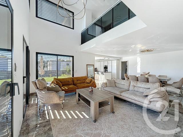 Maison 7 pièces 185 m²