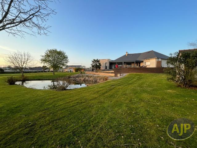 Maison 7 pièces 185 m²