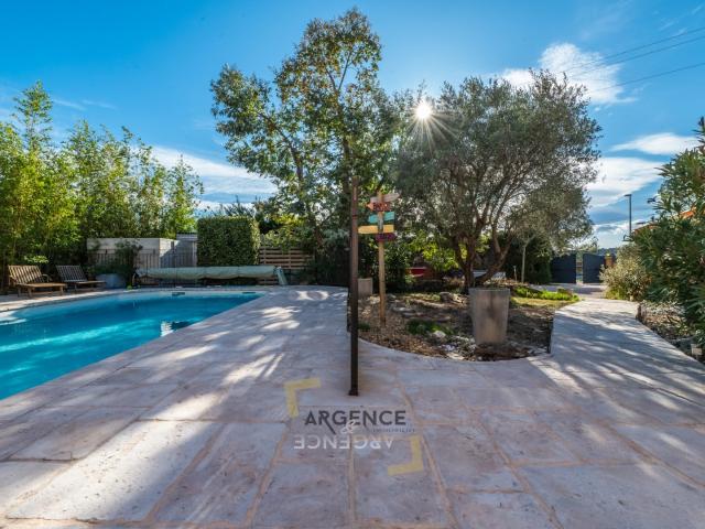 Maison 7 pièces 186 m²