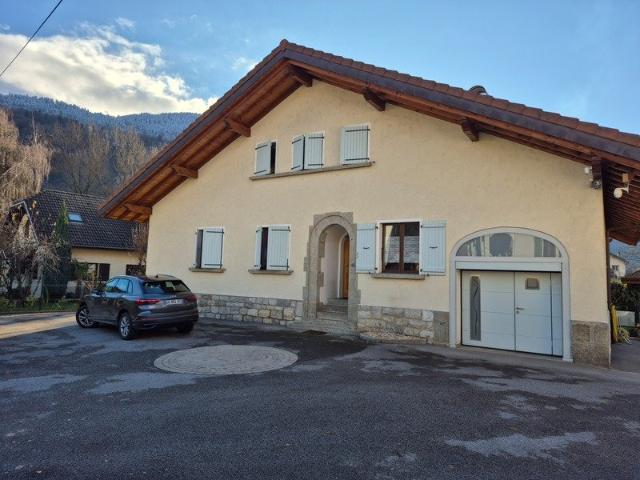 Maison 7 pièces 186 m²