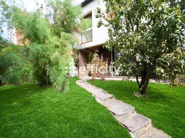 Maison 7 pièces 187 m²