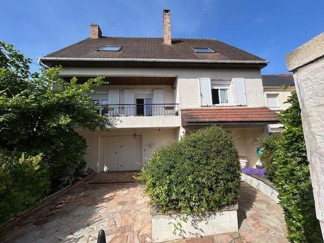 Maison 7 pièces 187 m²
