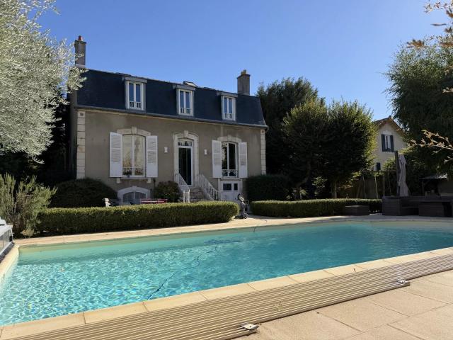 Maison 7 pièces 188 m²