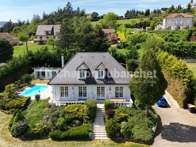 Maison 7 pièces 188 m²