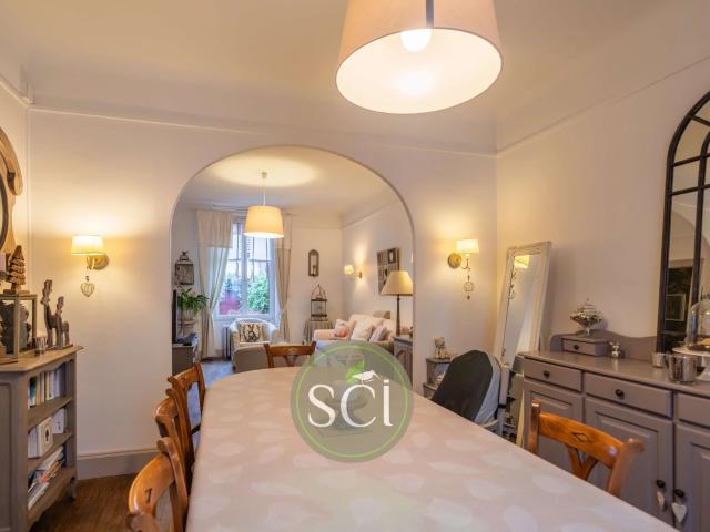 Maison 7 pièces 188 m²