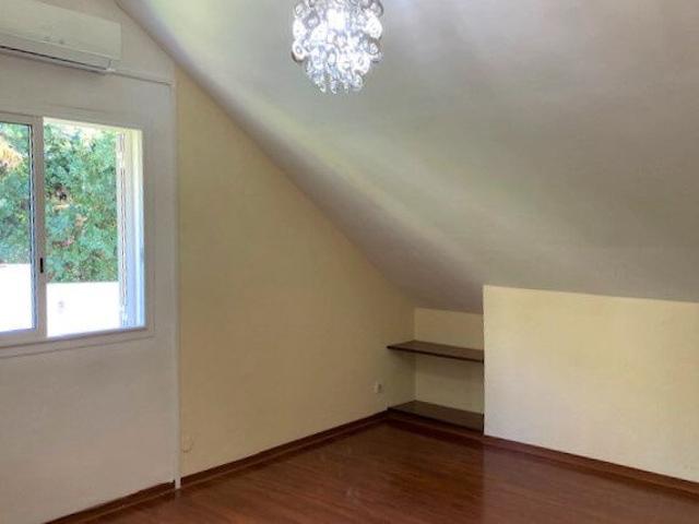 Maison 7 pièces, 188 m² à louer à Saint Denis 97490