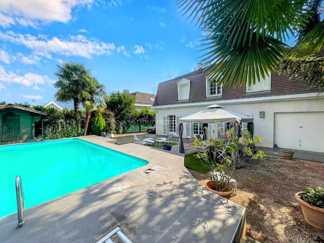 Maison 7 pièces 189 m²