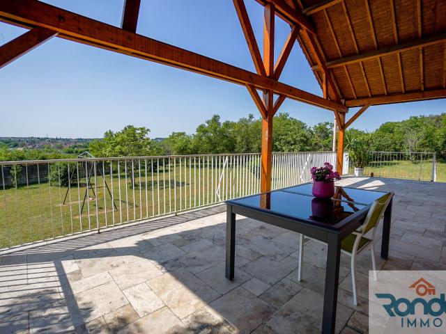 Maison 7 pièces 189 m²