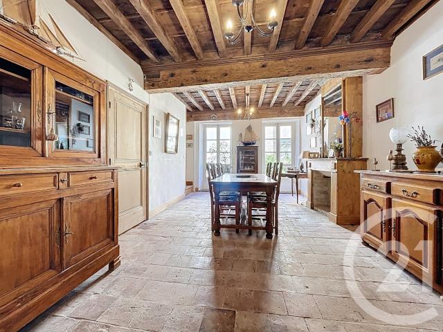 Maison 7 pièces 189 m²