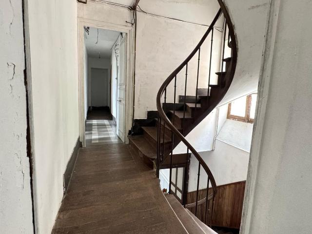 Maison 7 pièces 189 m²