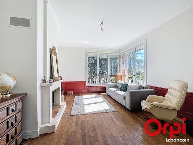 Maison 7 pièces 189 m²