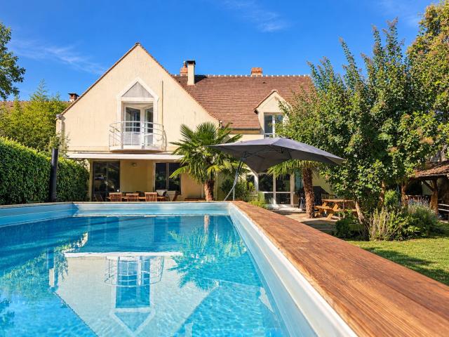 Maison 7 pièces 180 m²