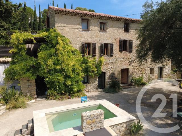 Maison 7 pièces 180 m²