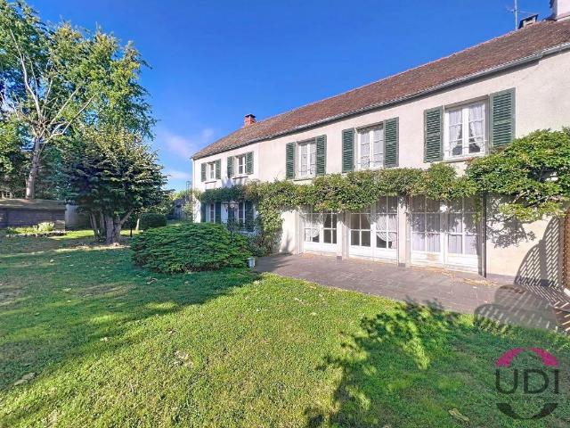 Maison 7 pièces 180 m²