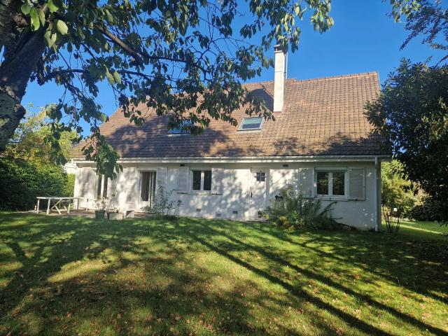 Maison 7 pièces 180 m²
