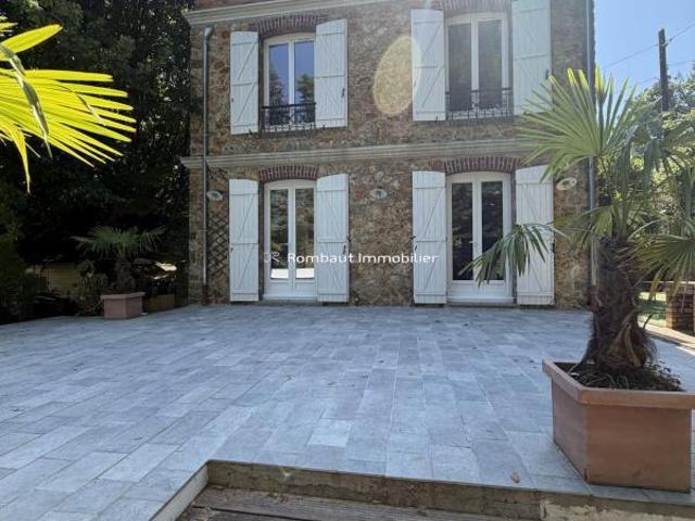 Maison 7 pièces 180 m²