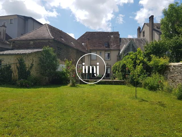 Maison 7 pièces 180 m²
