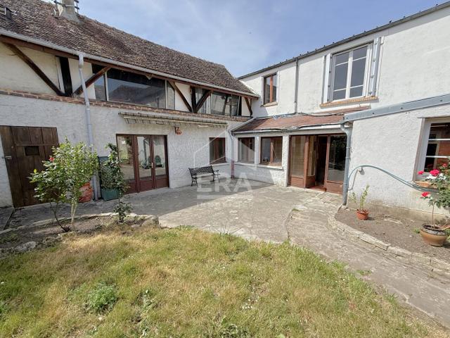 Maison 7 pièces 180 m²