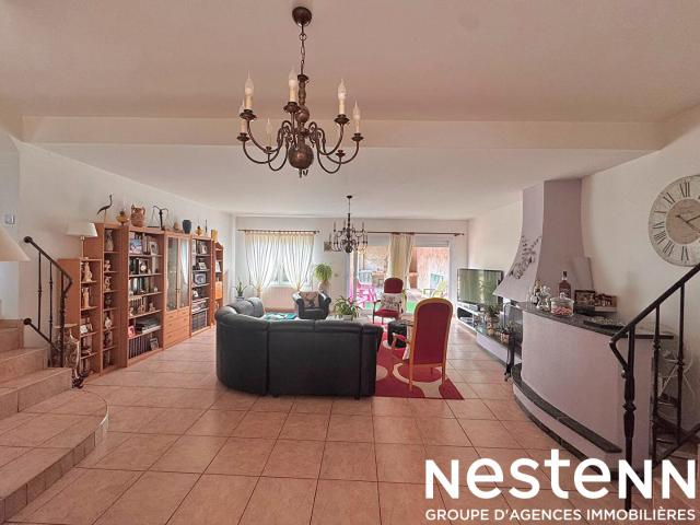 Maison 7 pièces 180 m²