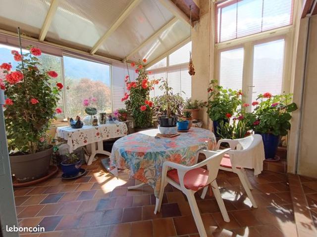 Maison 7 pièces 180 m²
