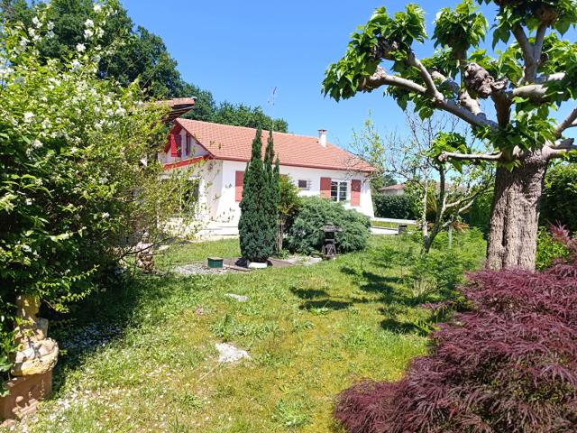 Maison 7 pièces 180 m²
