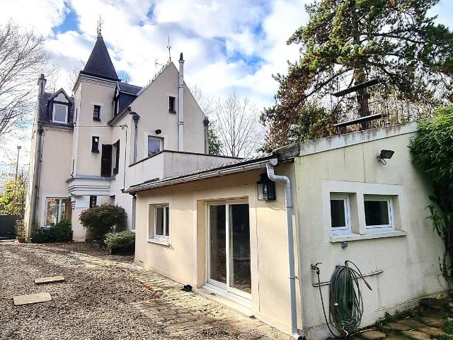 Maison 7 pièces 180 m²
