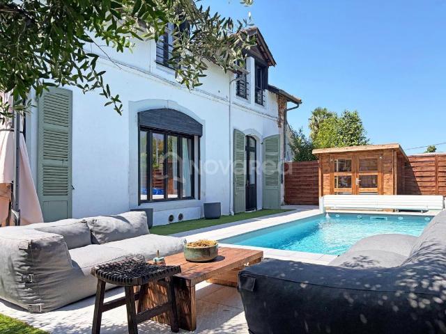 Maison 7 pièces 165 m²