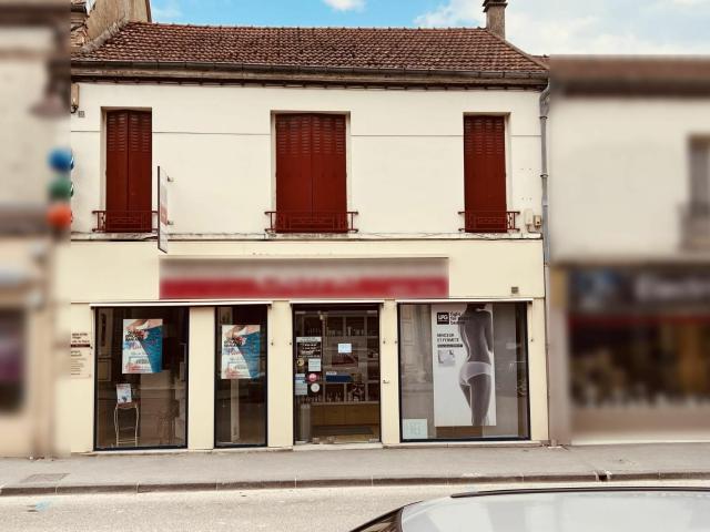 Maison 7 pièces 180 m²