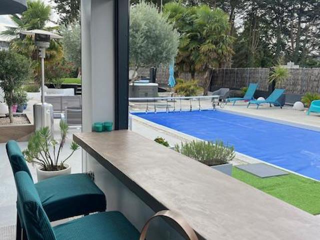Maison 7 pièces 180 m²