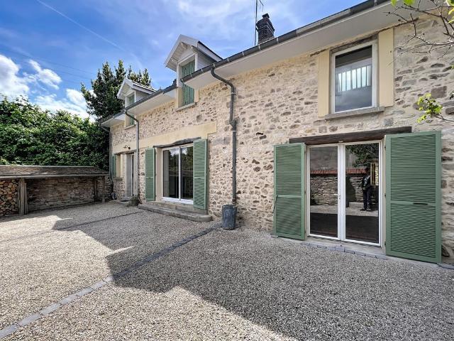 Maison 7 pièces 180 m²