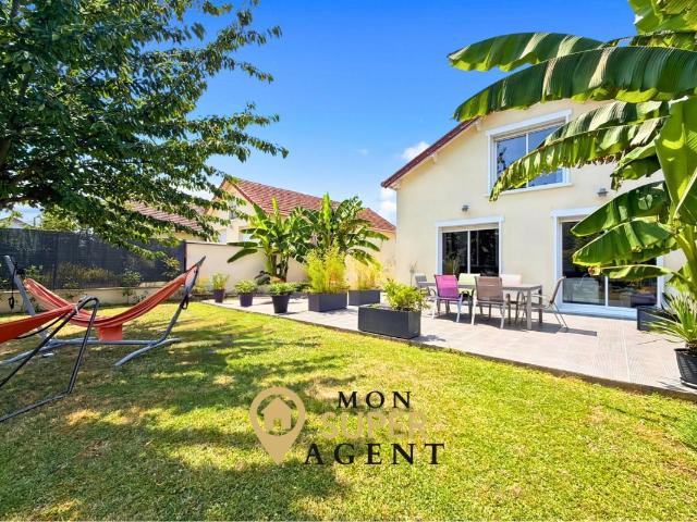 Maison 7 pièces 180 m²