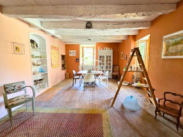 Maison 7 pièces 180 m²