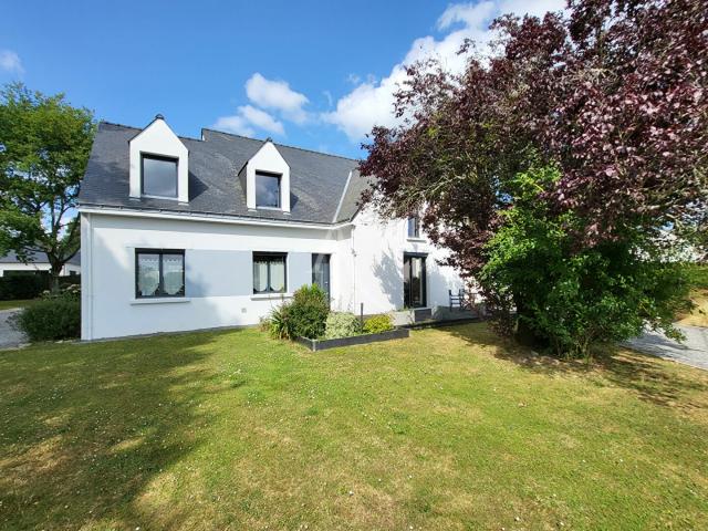 Maison 7 pièces 180 m²