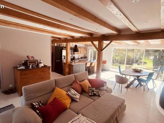 Maison 7 pièces 180 m²