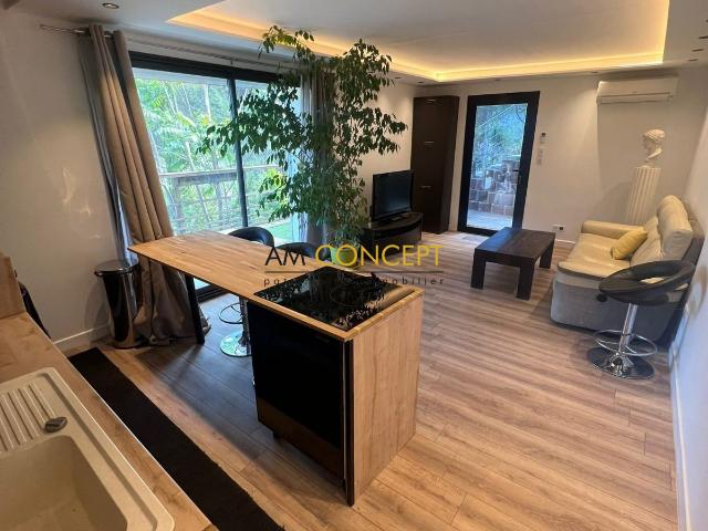 Maison 7 pièces 180 m²