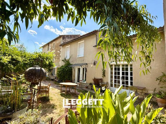 Maison 7 pièces 180 m²