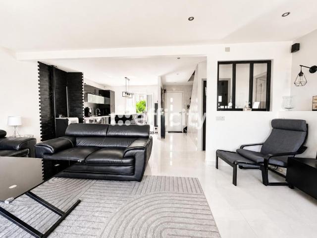 Maison 7 pièces 180 m²