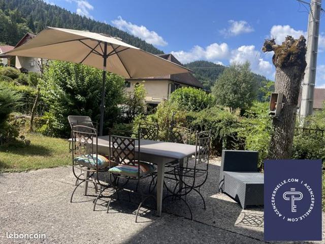 Maison 7 pièces 180 m²