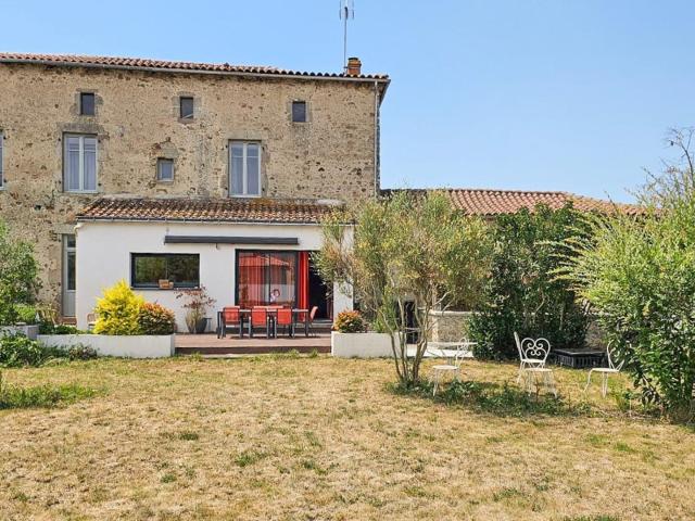 Maison 7 pièces 180 m²